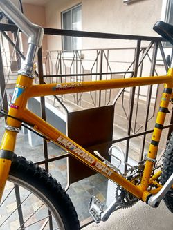 Diamond back ascent mountain bike