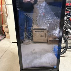 ROCKSTAR Commercial Beverage Fridge