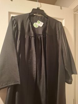 Graduation gown