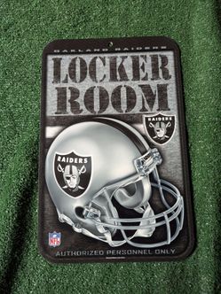 Oakland Raiders 16x10 NFL Locker Room Sign