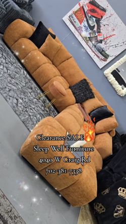 ✨️ Sectionals, 2pc Sofas ✨️ Furniture Queen Bedrooms, Dining Avail