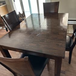 Kitchen / Dining Room Table w/ 4 Chairs - 