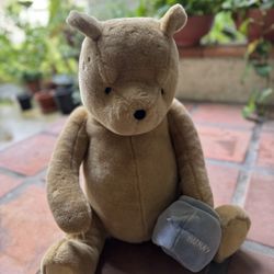 Rare 20" Classic Pooh Gund Plush Seated With Hunny Pot 