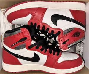 Air Jordan 1 Retro High OG 'Chicago Lost & Found' Boys Grade School Size 7