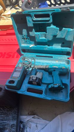 Makita 12V Cordless Drill