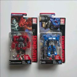 Lot of 2 New/sealed Transformers Combiner Wars Autobot Pipes & Windcharger