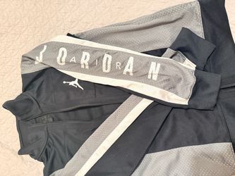 Air Jordan Black & White Full-Zip Jacket – No Hood
