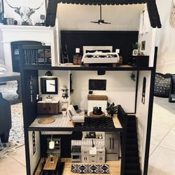 Custom Dollhouse 