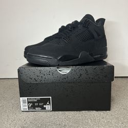 DS JORDAN 4 BLACK CAT SIZE 9.5