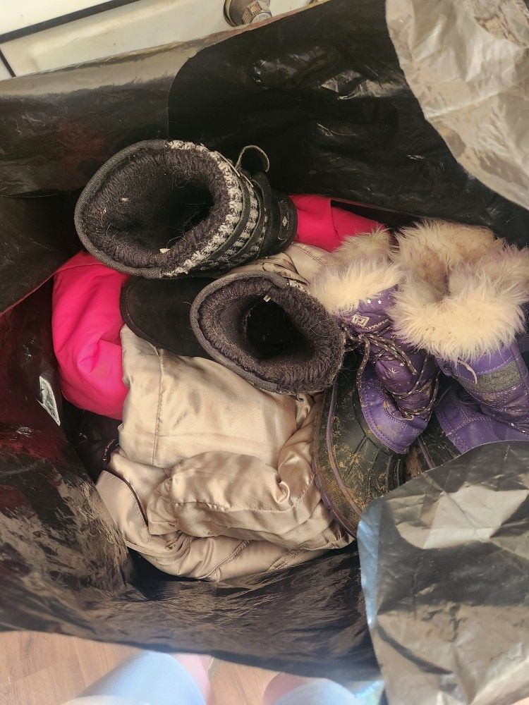 Girls Clothing