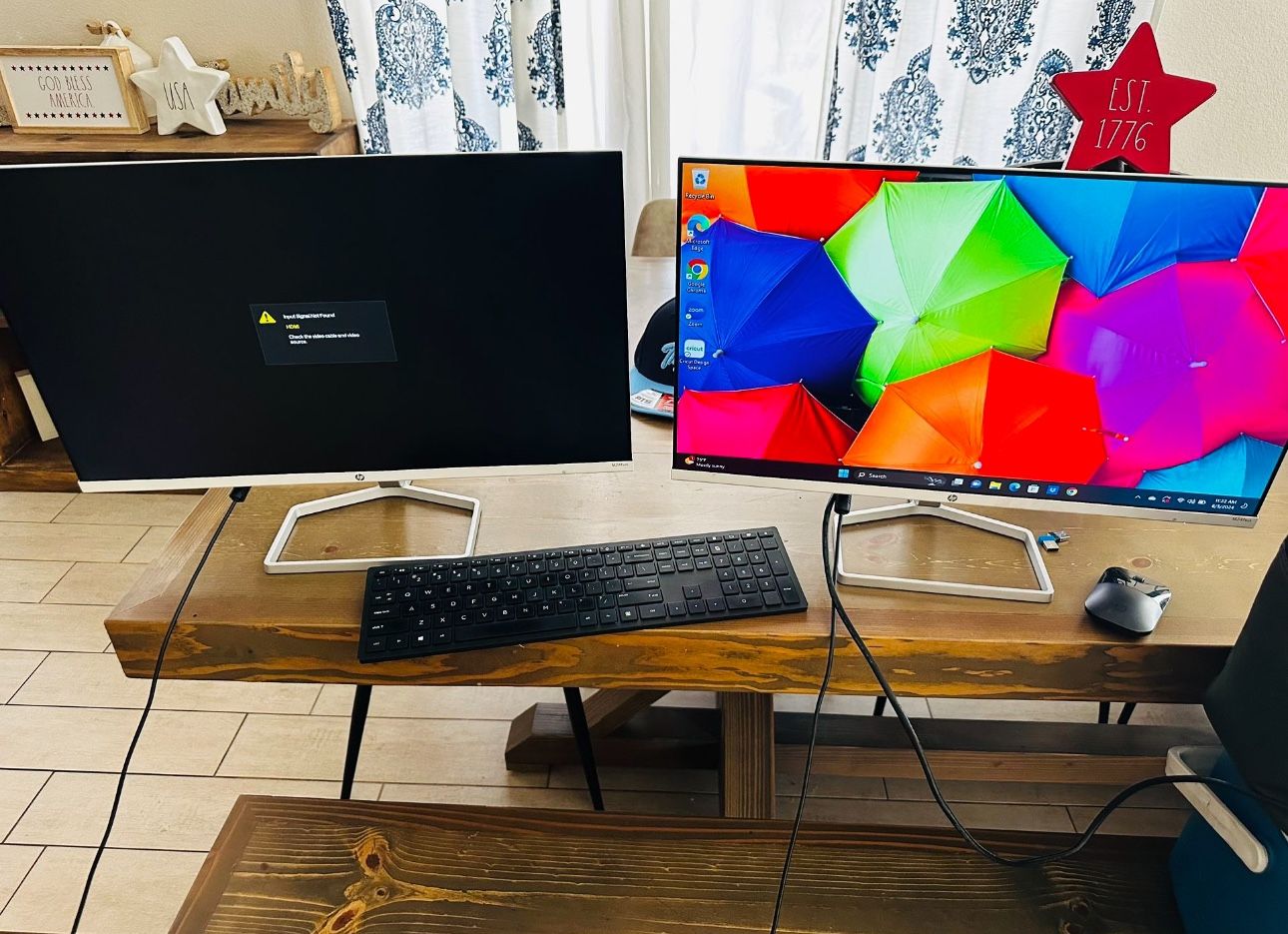 HP 2 Monitors With Wireless Keyboard And Mouse
