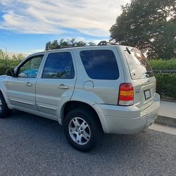 2005 Ford Escape