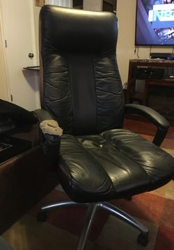 Computer chair