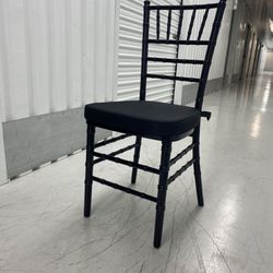 Chivari Chair 