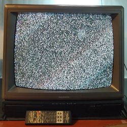 Vintage 19" 1991 Magnavox RR1937-W102 Retro TV Gaming Wood Grain Remote Tested