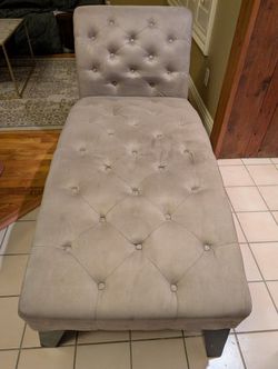 Indoor Lounge Chair In Mira Mesa