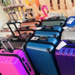 🚨🧳 Summer MEGA LUGGAGE SALE 🧳🚨  Premium hardshell luggage at unbeatable prices ✈️🔥  Start  At $20