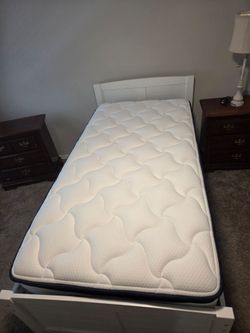 Twin bedframe