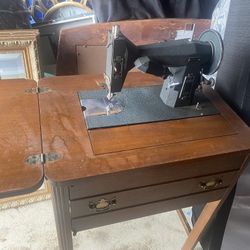 Old Sewing Machine 