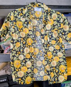 Boys old navy size 10/12 sunflower shirt