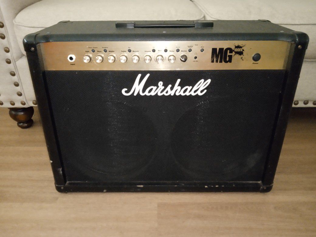 Marshall MG 100 FX
