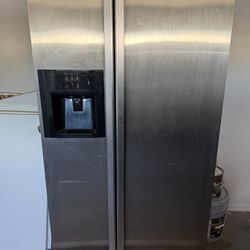 Refrigerator Jenn-Air French Doors