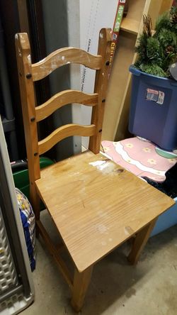 Chair. Sturdy. Fun project ! Solid wood !!