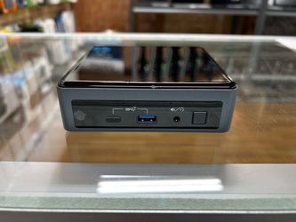 NUC Model NUC10FNK mini desktop computer core i7-10th gen 16GB RAM 256GB SSD