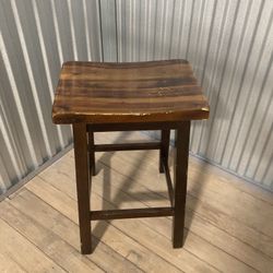 Single Bar Stool
