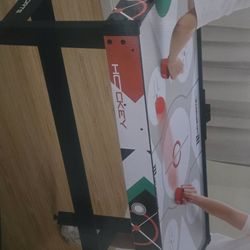 NEW AIR HOCKEY TABLE