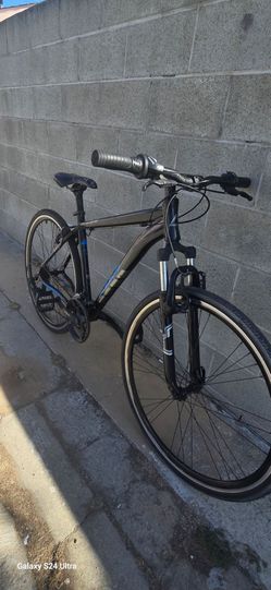 Fuji mountain bike