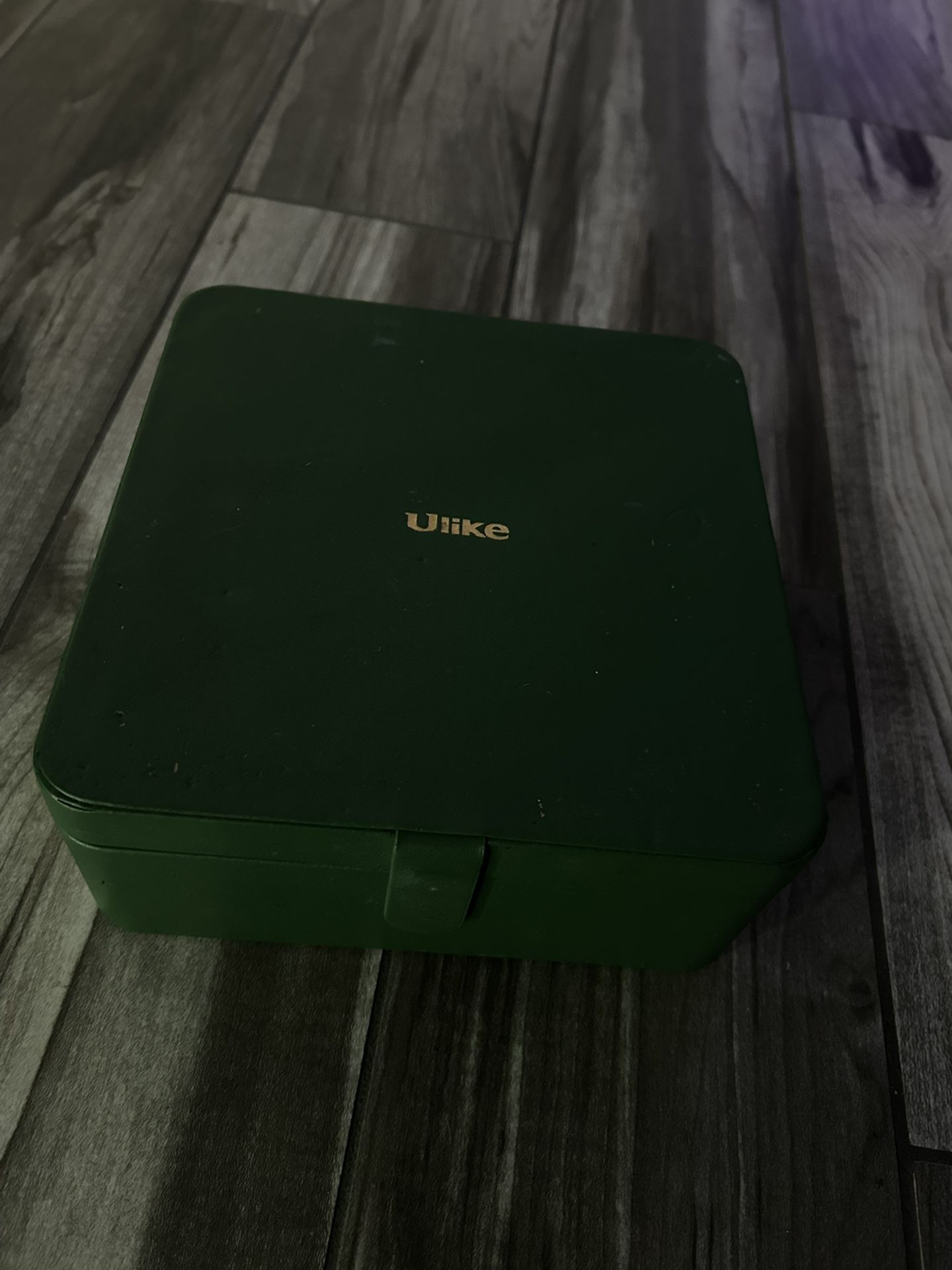 Uilike laser hair removal device