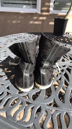 Pre Owned coach women’s size 7.5 sneaker