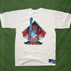 Vintage Hard Rock Cafe Statue Of Liberty Shirt