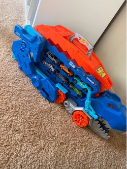 Hot Wheels Ultimate T-Rex