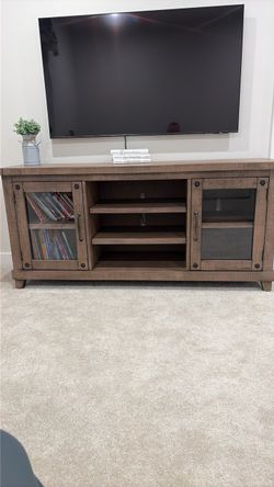 Tv stand