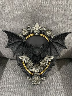 Halloween gold and black bat plaque