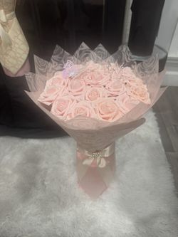 Ramo Buchon, Eternal Flowers, Forever roses, rosas eternas   These are eternal roses, son Rosa’s eternas  Ramo buchon#ramo #ramobuchon #flores #flores