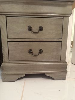 Bedside table