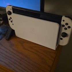 Nintendo Switch OLED White, NEW With Pokémon Game.