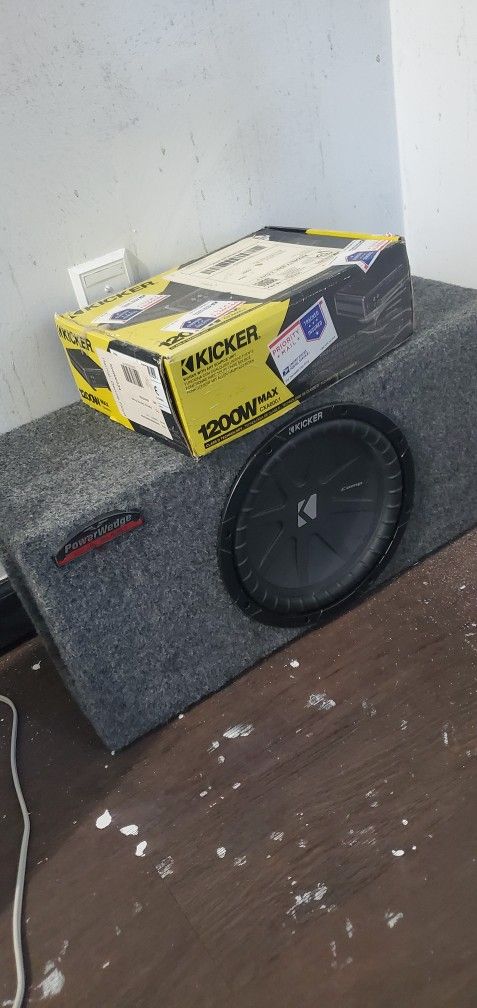 kicker amp/subwoofer