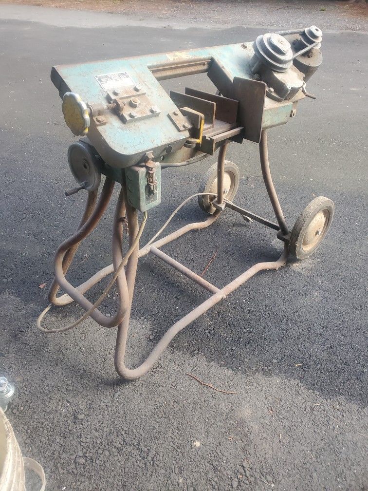 Old Metal Cutting Band Saw