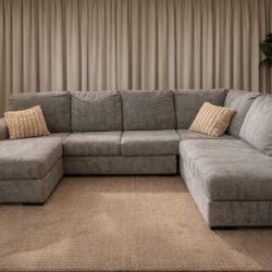 FREE DELIVERY 🚚 Large Sectional Couch Grey Microfiber Double Chaise 