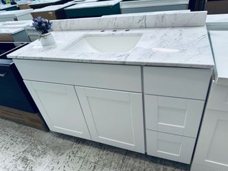 Bathroom cabinet