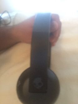 Wireless SkullCandy Headphones