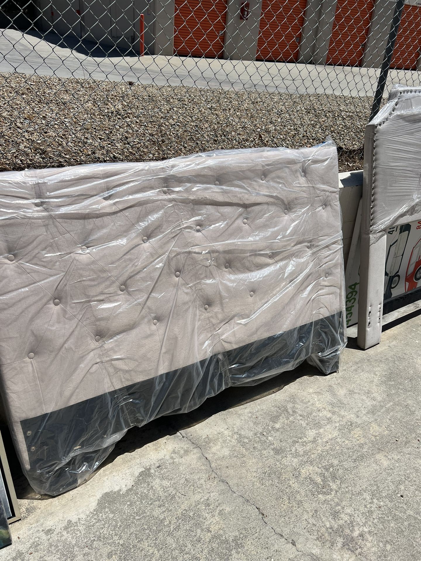 Queen Headboard Tufted