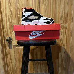 Nike Diamond Turf 49ers Size 8