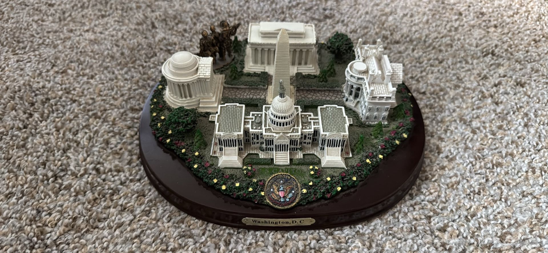U.S. Capitol Desk Statue