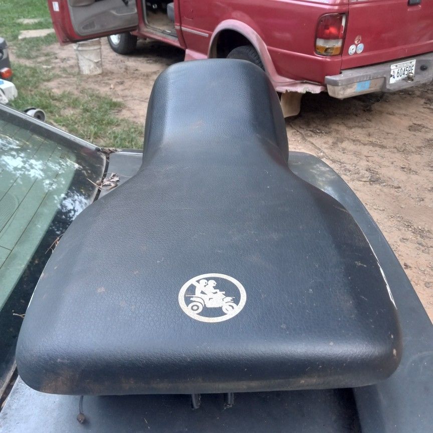 Polaris Four Wheeler Seat Light Brand New $100
