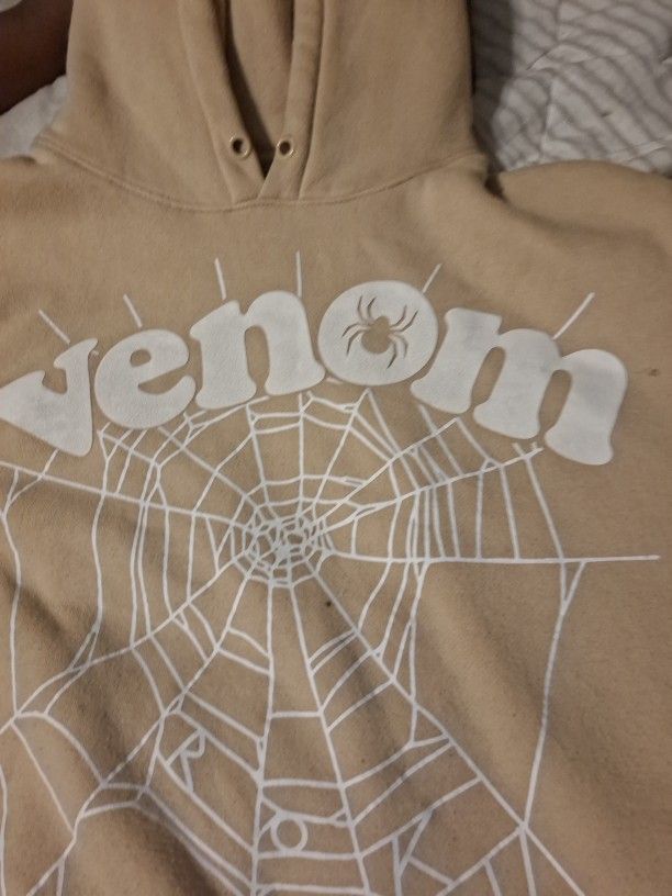 Tan venom hoodie sides 2 Xl.